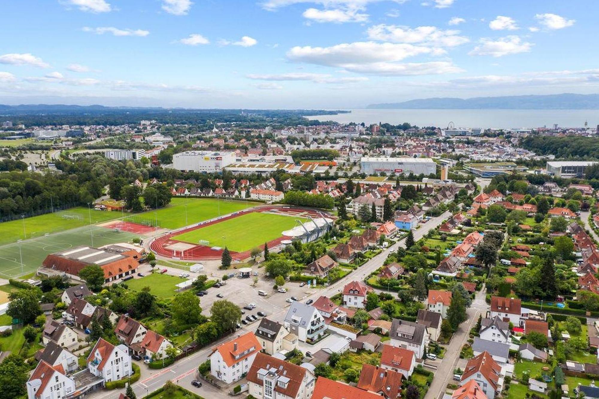 Kleine Auszeit Apartment Friedrichshafen Bagian luar foto